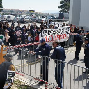 GounaDiamartyriaExpoAthens26 3 2011 7