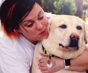 Ανεπιθύμητη η Μέη (σκύλος - οδηγός τυφλού ατόμου) σε σεμινάριο για τα ζώα θεραπείας