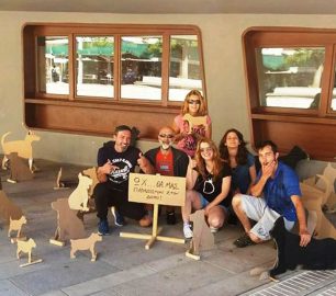 Διαμαρτυρήθηκαν στο Δημαρχείο Κοζάνης για το παράνομο πρόστιμο που τους επιβλήθηκε και τελικά διέγραψε το Τμήμα Κτηνιατρικής Κοζάνης