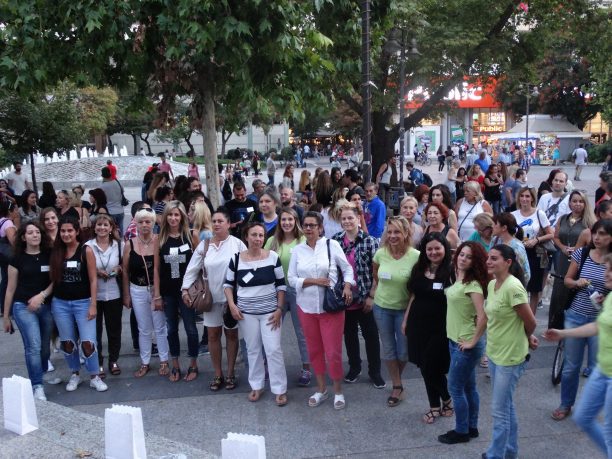 Διαμαρτυρήθηκαν για την εξόντωση των ζώων με φόλες στη Λάρισα