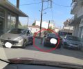 Τύρναβος Λάρισας: Οδηγούσε το αυτοκίνητο και είχε τον σκύλο δεμένο από το λουρί έξω από το κινούμενο όχημα