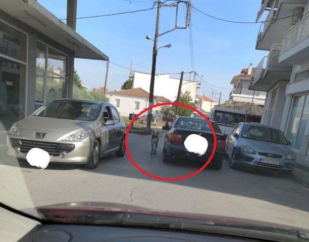 Τύρναβος Λάρισας: Οδηγούσε το αυτοκίνητο και είχε τον σκύλο δεμένο από το λουρί έξω από το κινούμενο όχημα