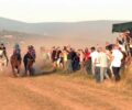 Λέσβος: Η Αστυνομία επιβεβαιώνει ότι έβαλε «πλάτη» στην καταστροφή της NATURA με παράνομες ιπποδρομίες αφού δεν απέτρεψε τον αγώνα (βίντεο)