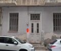 Αθήνα: Έκκληση για τη διάσωση γατιών από σπίτι που θα γκρεμιστεί στο Παγκράτι