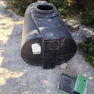 Αδέσποτα μένουν χωρίς νερό και τροφή – Που πάνε τα χρήματα που ξοδεύει ο Δήμος Βόλου; (Βίντεο) 7 MozasMagnisiasAdespotaTaistra15 3 2026 10