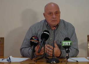 Παίρνει πίσω τα περί ευθανασίας αδέσποτων ο Α. Μπέος - Ομοφοβικές δηλώσεις και ψεύδη για «Μ.Κ.Ο. του κώλου» από τον δήμαρχο Βόλου (βίντεο)