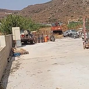 Νάξος: Κατήγγειλε άνδρα που κακοποιεί τα σκυλιά του και δέχτηκε σεξιστικό μπούλινγκ από άλλους (βίντεο) 3 NaxosXoraSkyliaAlysodemena22 7 2026 2