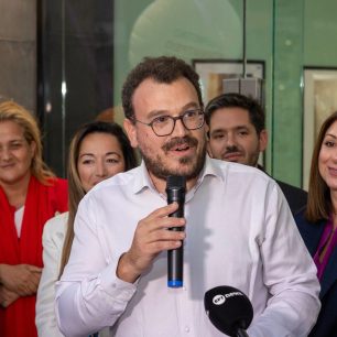 Χωρίς άδεια το Διαδημοτικό Κτηνιατρείο Αμαρουσίου – Κηφισιάς που εγκαινιάστηκε παρουσία πολλών στελεχών της Νέας Δημοκρατίας 8 DiadimotikoKtiniatreioAmarousiouKifisias1 10 2026 37