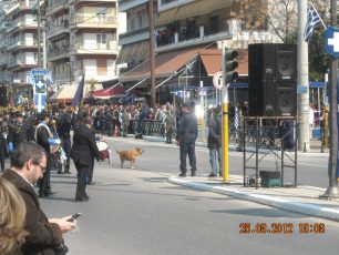 Λίγα λεπτά πριν αρχίσει η παρέλαση…