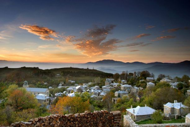 Οι αρκούδες στο Νυμφαίο ξύπνησαν από τον χειμέριο ύπνο τους