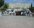 Πραγματοποίησαν στη πλατεία Συντάγματος συμβολική διαμαρτυρία κατά των πειραμάτων στα ζώα